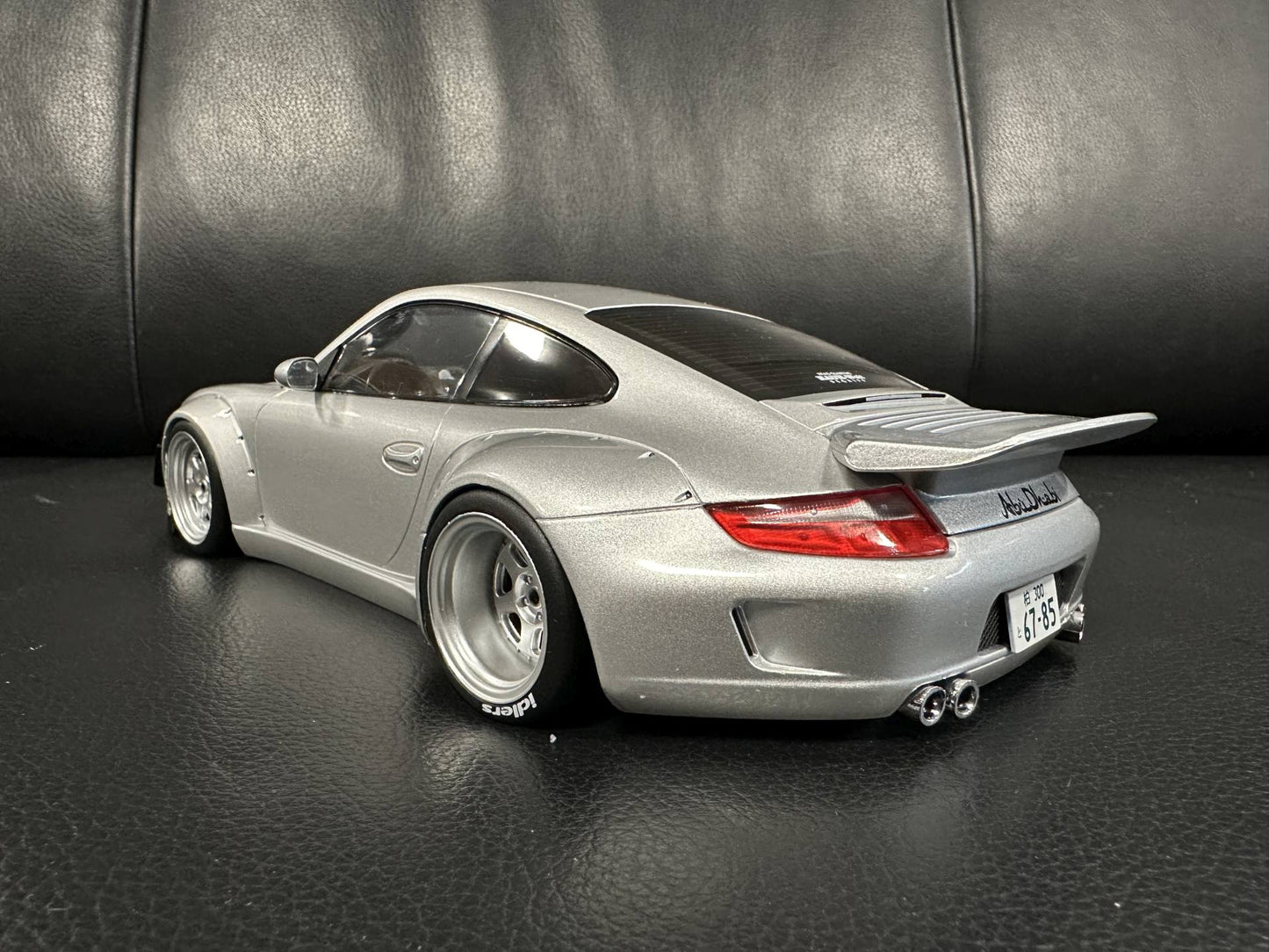 Porsche 997 RWB silver 1:18 IXO 18CMC166.22 Порше 997 сив