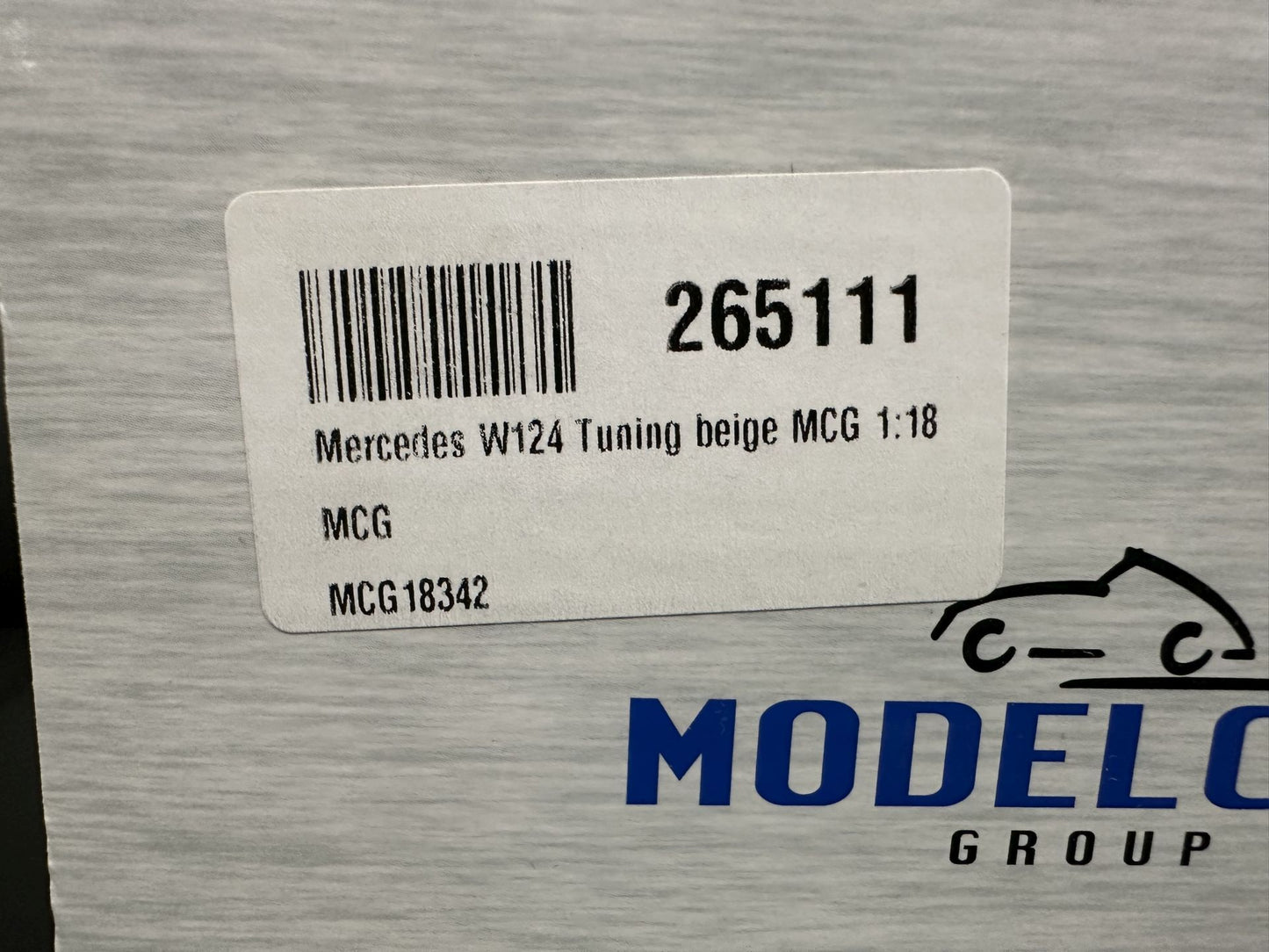 Mercedes Benz E Klasse Tuning 1986 W124 braun 1:18 Modelcar MCG18342 Мерцедес Бенц Е Класа 1986 кафяв