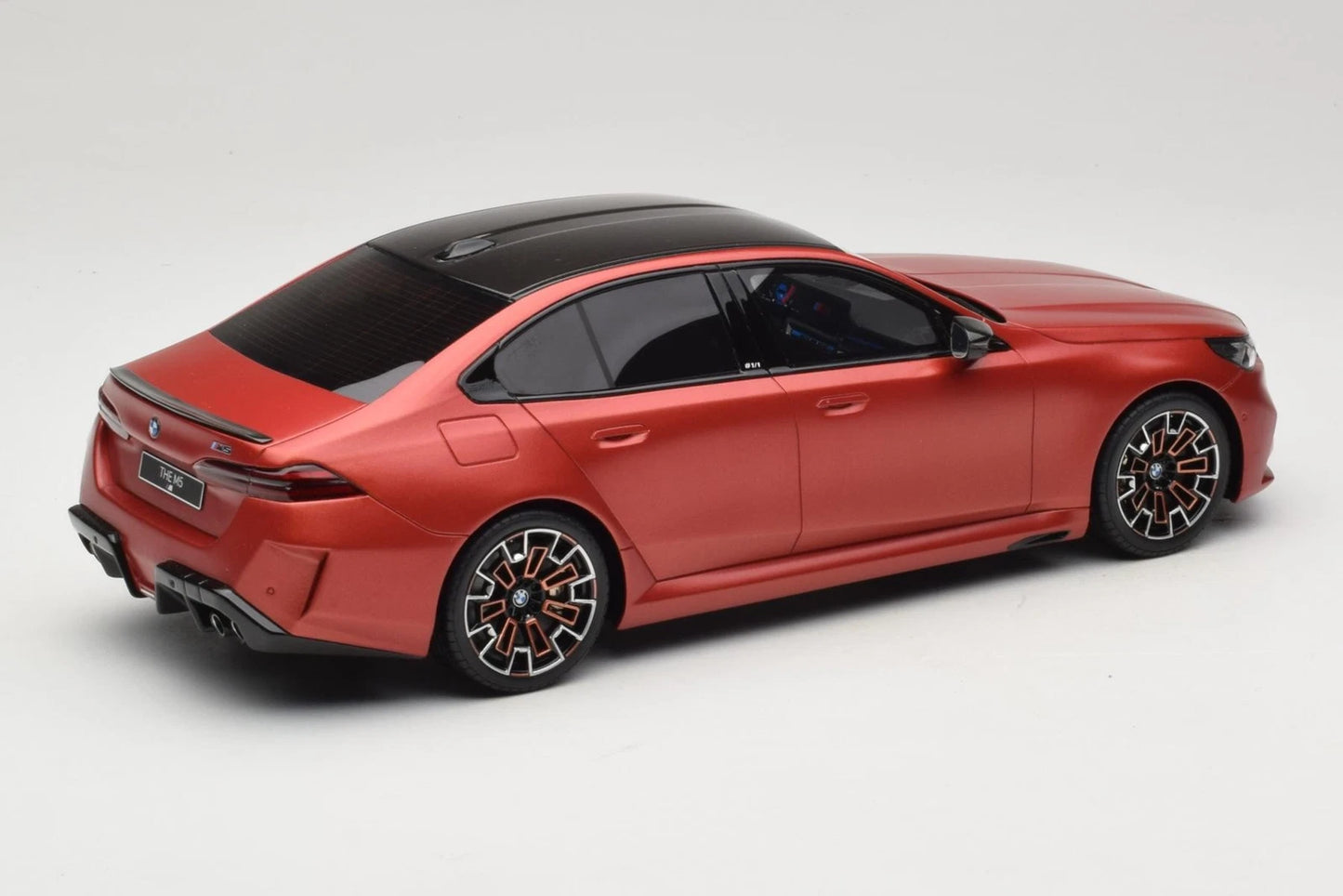 Bmw M5 G90 2025 red Limited 1:18 GT Spirit GT966 Бмв М5 Г90 Лимитирана червен