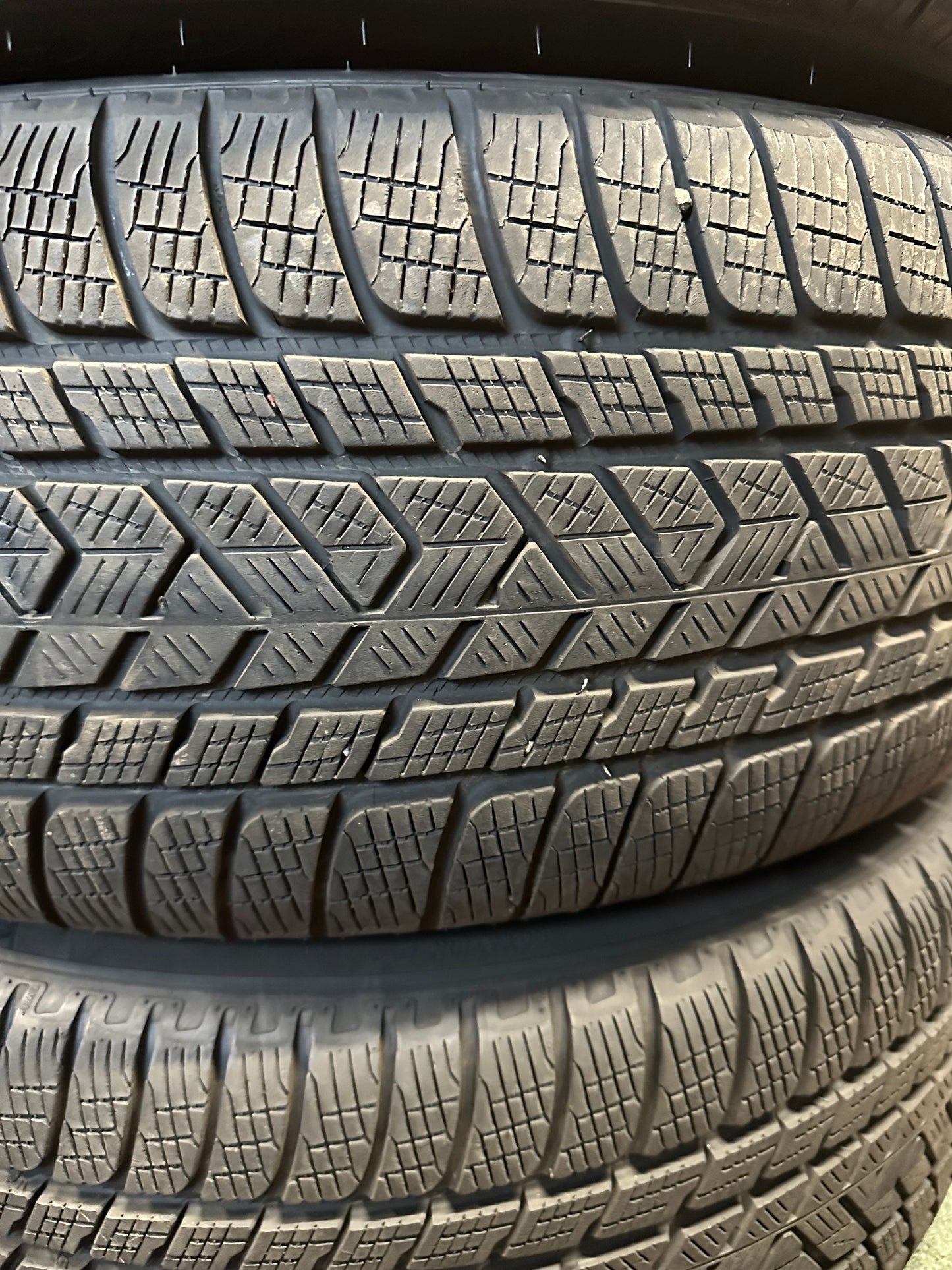 Оригинал Mercedes GLS X167 W167 22 Zoll Мерцедес ГЛС X167 W167 22 цола джанти зимен комплект зимни гуми