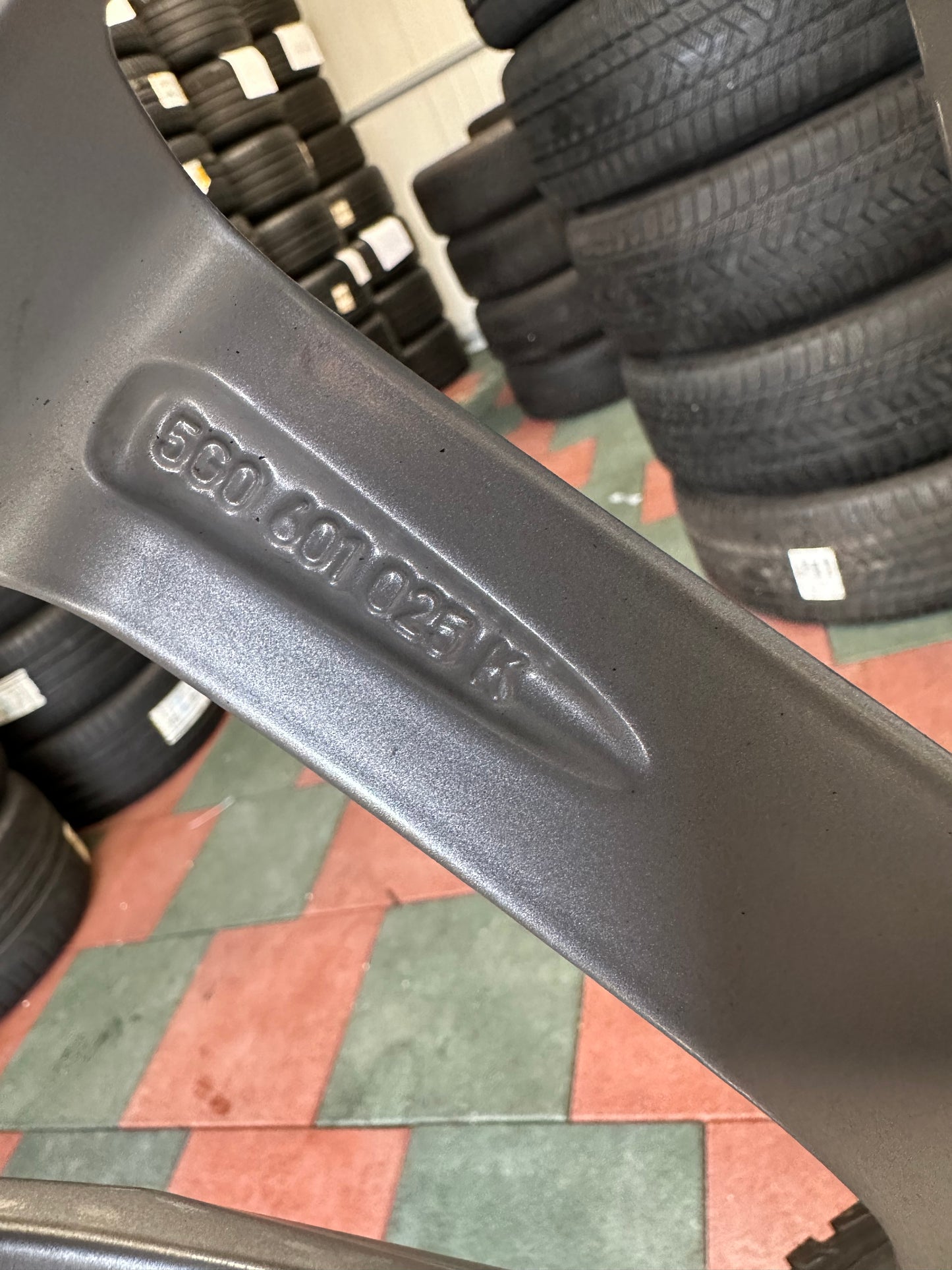 Оригинал VW Volkswagen Golf 6 7 17 Zoll Фолксваген Голф 6 7 17 цола Алуминиеви джанти зимен комплект зимни гуми