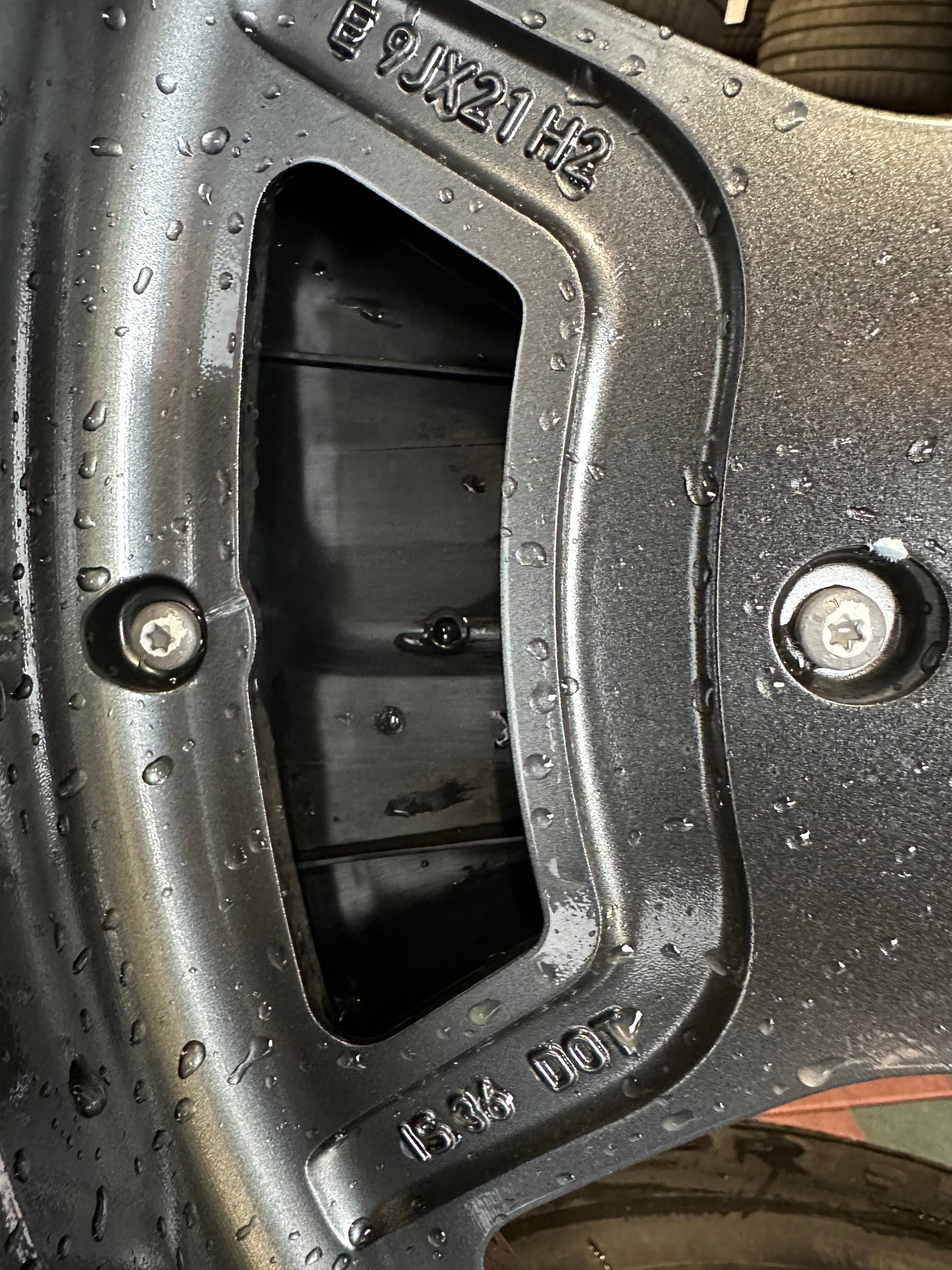 Като Нови Оригинални BMW iX20 i20 21 Zoll 1011 Бмв 21 цола джанти 1011 летен комплект летни гуми