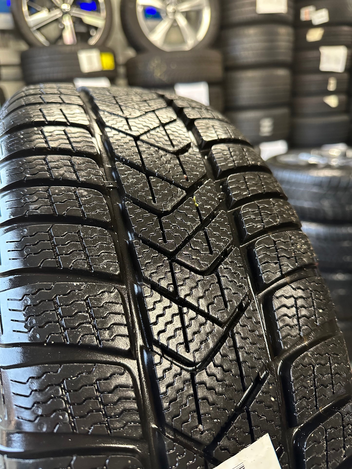 Оригинал BMW X1 X2 F48 F39 18 Zoll M570 Бмв 225 50 18 цола зимен комплект зимни гуми 5x112