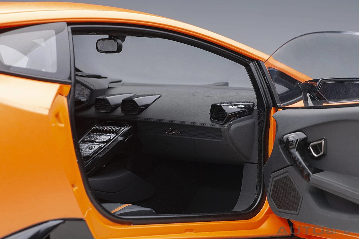 Lamborghini Huracan Perfomante Arancio Orange AUTOART 12076 1:12 Ламборгини Хуракан Перфоманте оранжев мат