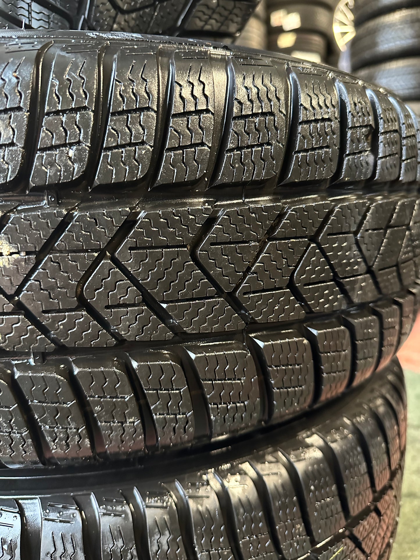 Оригинал BMW X1 X2 F48 F39 18 Zoll M570 Бмв 225 50 18 цола зимен комплект зимни гуми 5x112