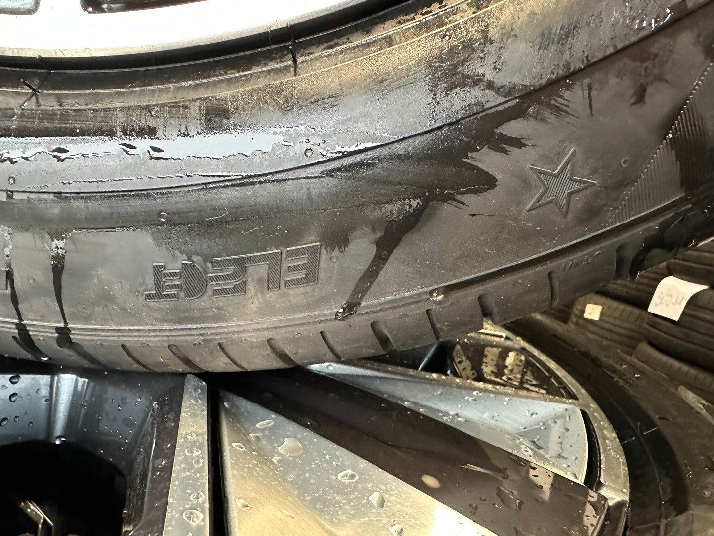 Като Нови Оригинални BMW iX20 i20 21 Zoll 1011 Бмв 21 цола джанти 1011 летен комплект летни гуми