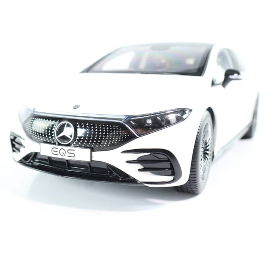 Mercedes Benz EQS V297 white 1:18 NOREV B66961049 Мерцедес Бенц бял отваряем