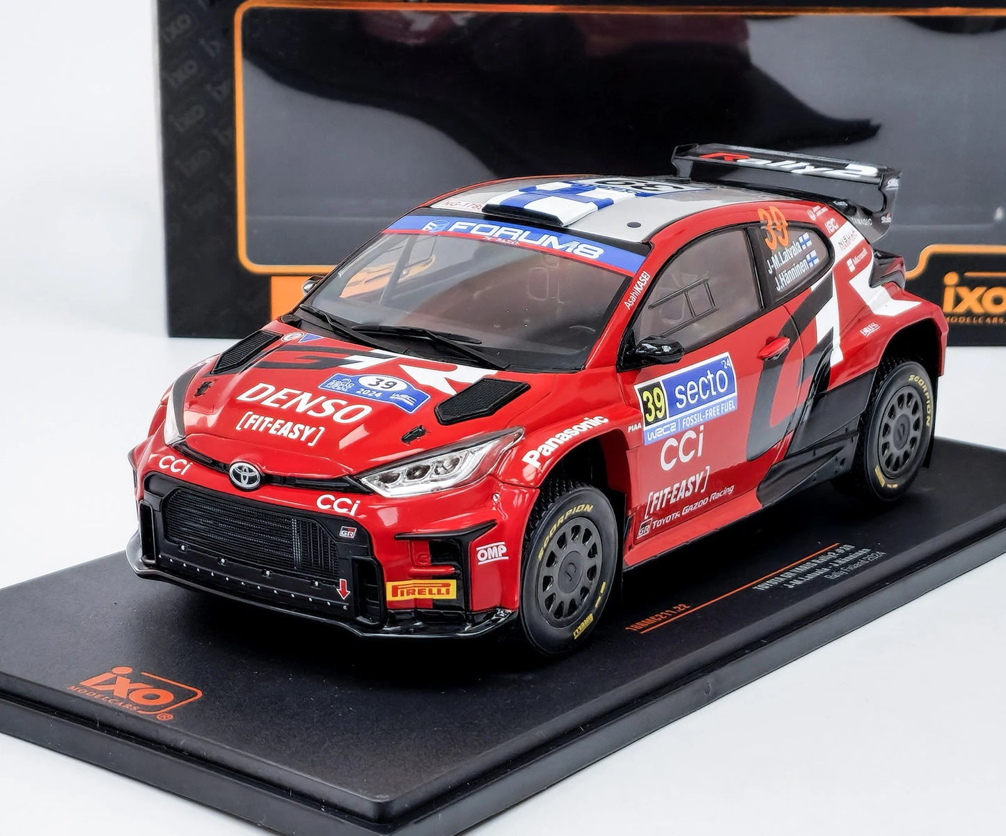 Toyota Yaris GR Rally Finland 2024 1:18 IXO 18RMC211.22 Тойота Ярис Рали 2024