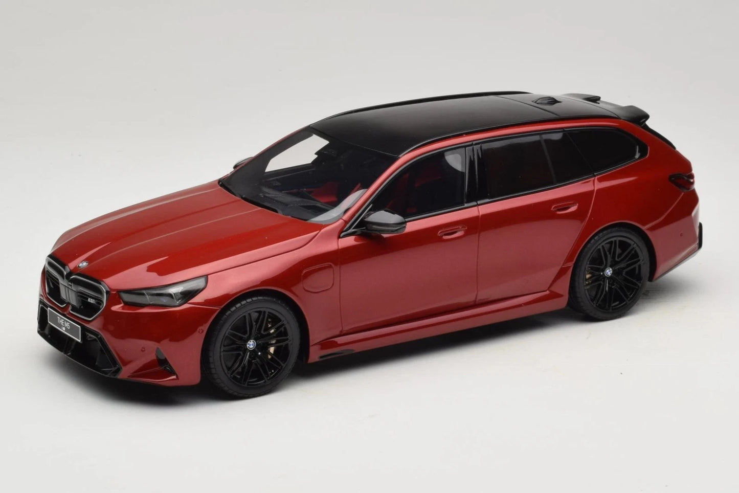 Bmw M5 G99 2025 red Limited 1:18 GT Spirit GT964 Бмв М5 Г99 Лимитирана червен