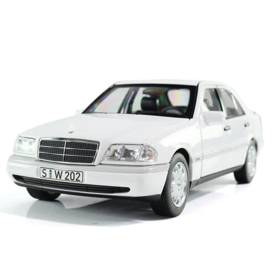 Mercedes Benz C200 W202 white 1:18 NOREV B66040703 Мерцедес Бенц Ц200 бял отваряем