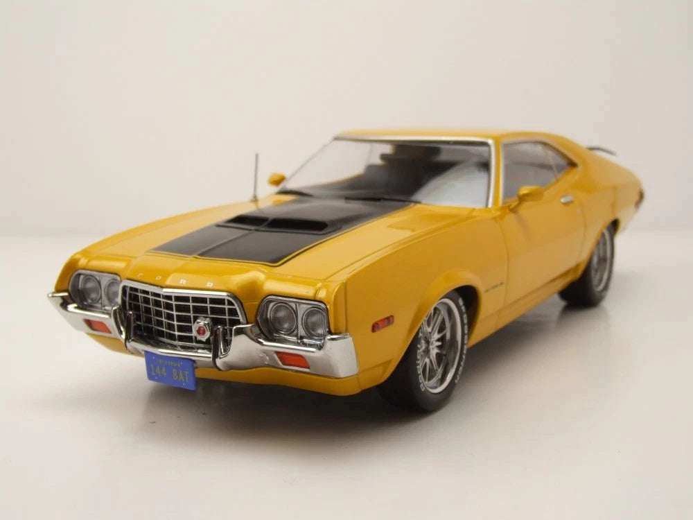 Ford Gran Torino 1972 yellow 1:18 IXO 18CMC186.22 Форд Гран Торино 1972 жълт