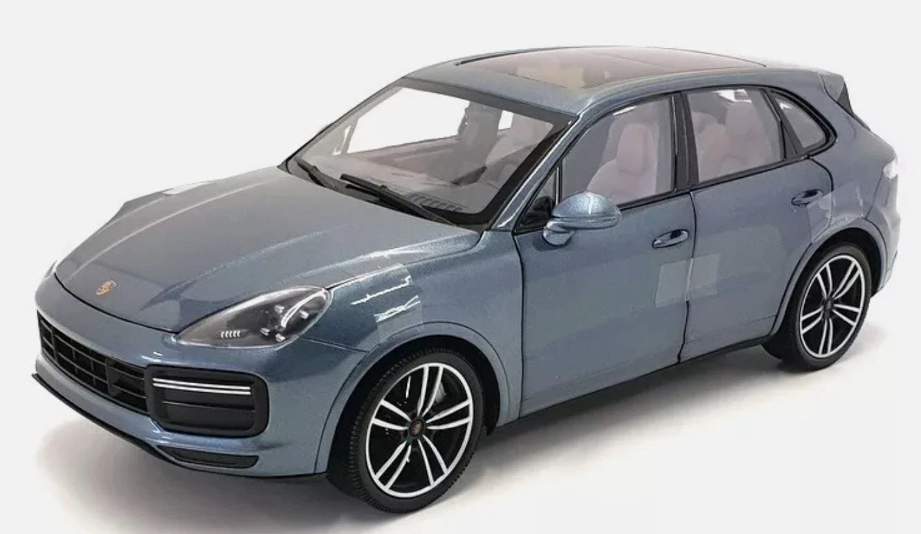 Porsche Cayenne Turbo S Limited grey 1:18 Minichamps 110066070 Порше Кайен отваряем Лимитирана