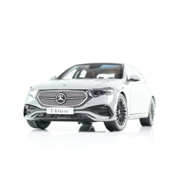 Mercedes Benz E Klasse W214 AMG alpingrey 1:18 NOREV B66961119 Мерцедес Бенц Е Класа сив отваряем