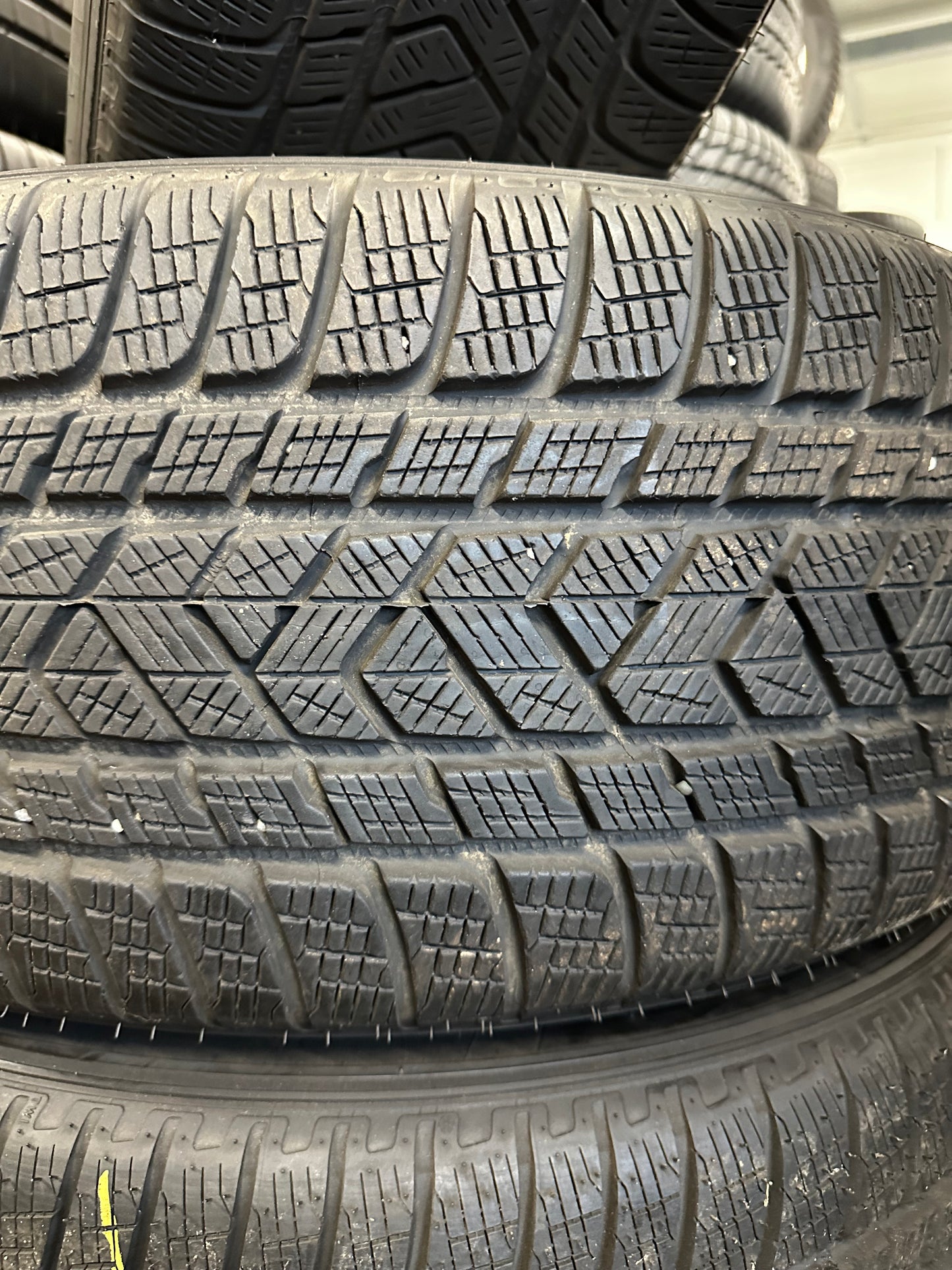 Оригинал Mercedes GLS63 AMG X167 W167 21 Zoll Мерцедес ГЛС63 АМГ X167 W167 21 цола джанти зимен комплект зимни гуми