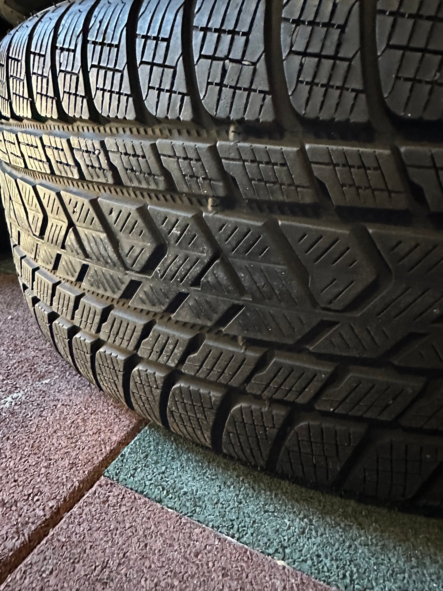 Оригинал Mercedes GLS X167 W167 22 Zoll Мерцедес ГЛС X167 W167 22 цола джанти зимен комплект зимни гуми