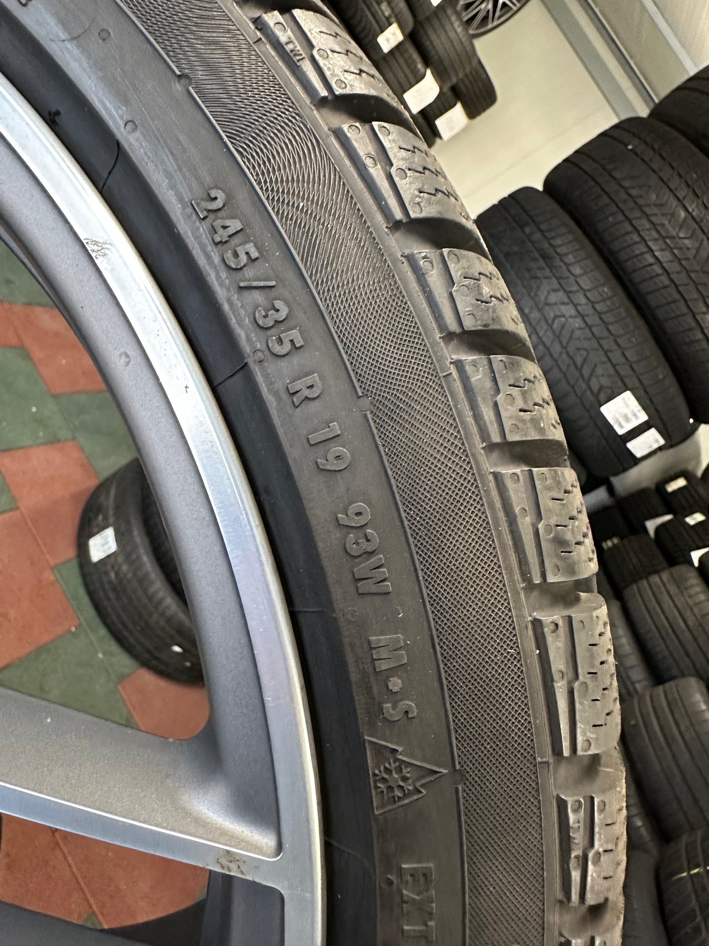 Audi R8 4S 19 Zoll Ауди Р8 4С Алуминиеви джанти 19 цола зимен комплект зимни гуми