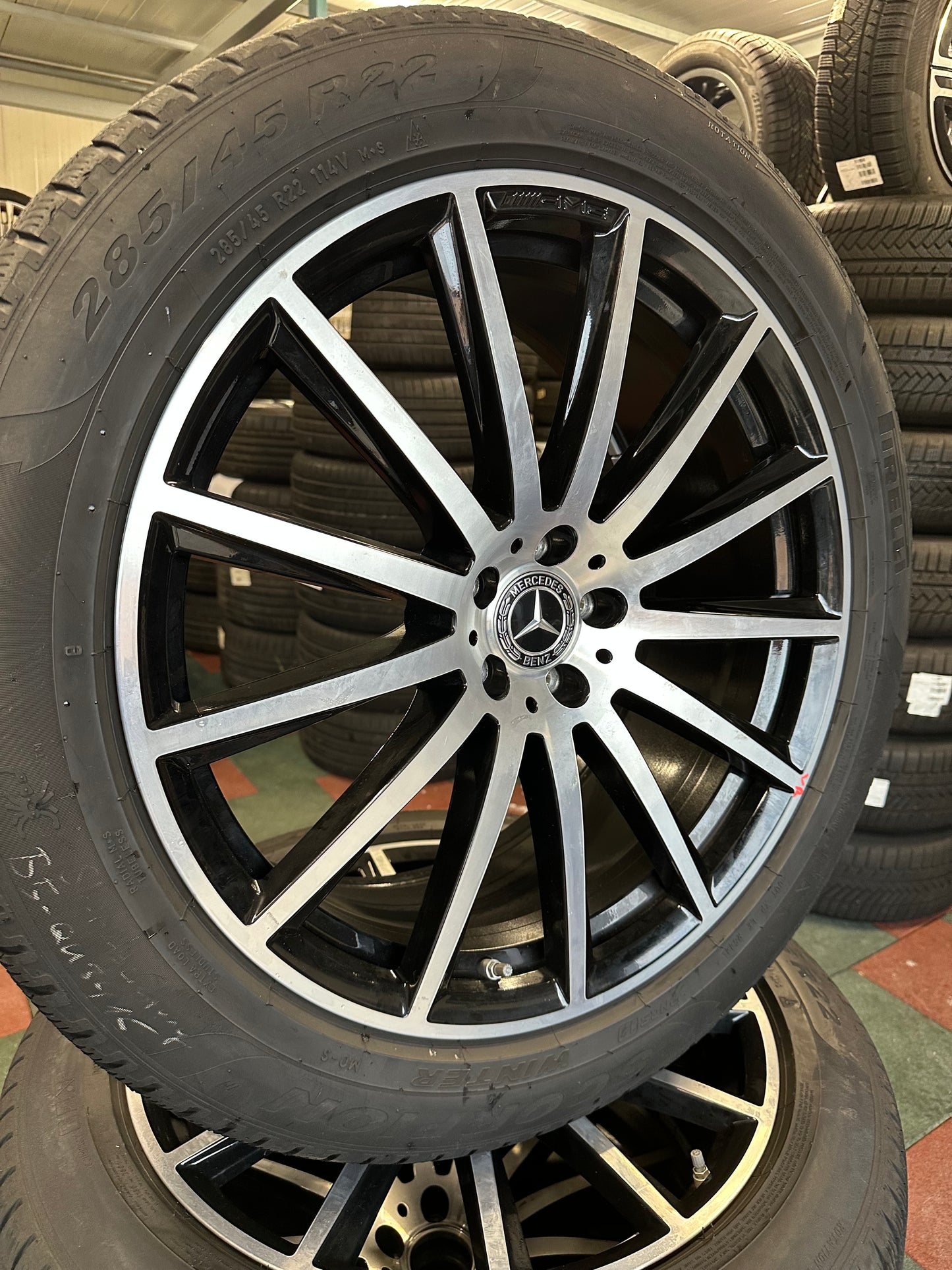 Оригинал Mercedes GLS X167 W167 22 Zoll Мерцедес ГЛС X167 W167 22 цола джанти зимен комплект зимни гуми