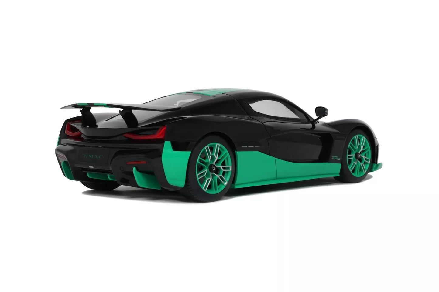 Rimac Nevera Record Limited black/green 1:18 GT Spirit GT916 Римак Невера Лимитирана зелен/черен Koenigsegg