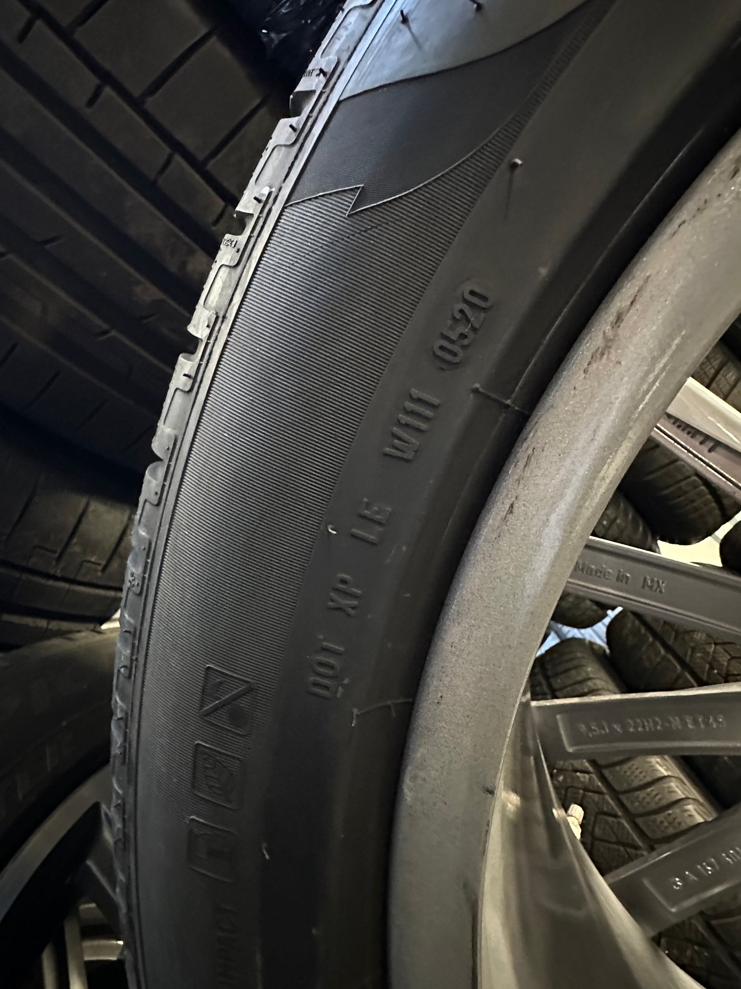 Оригинал Mercedes GLS X167 W167 22 Zoll Мерцедес ГЛС X167 W167 22 цола джанти зимен комплект зимни гуми