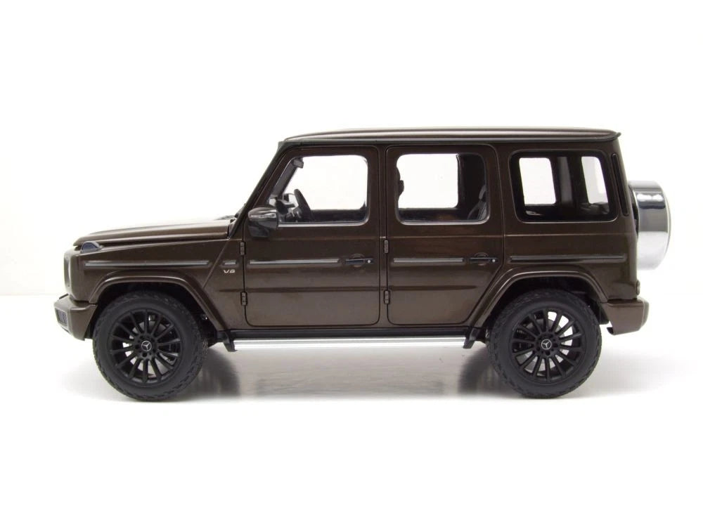 Mercedes Benz G500 braun 1:18 Minichamps 110037102 Мерцедес Бенц Г500 кафяв отваряем