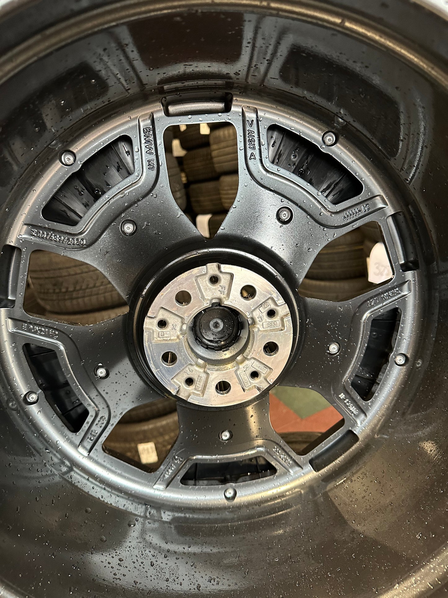 Като Нови Оригинални BMW iX20 i20 21 Zoll 1011 Бмв 21 цола джанти 1011 летен комплект летни гуми