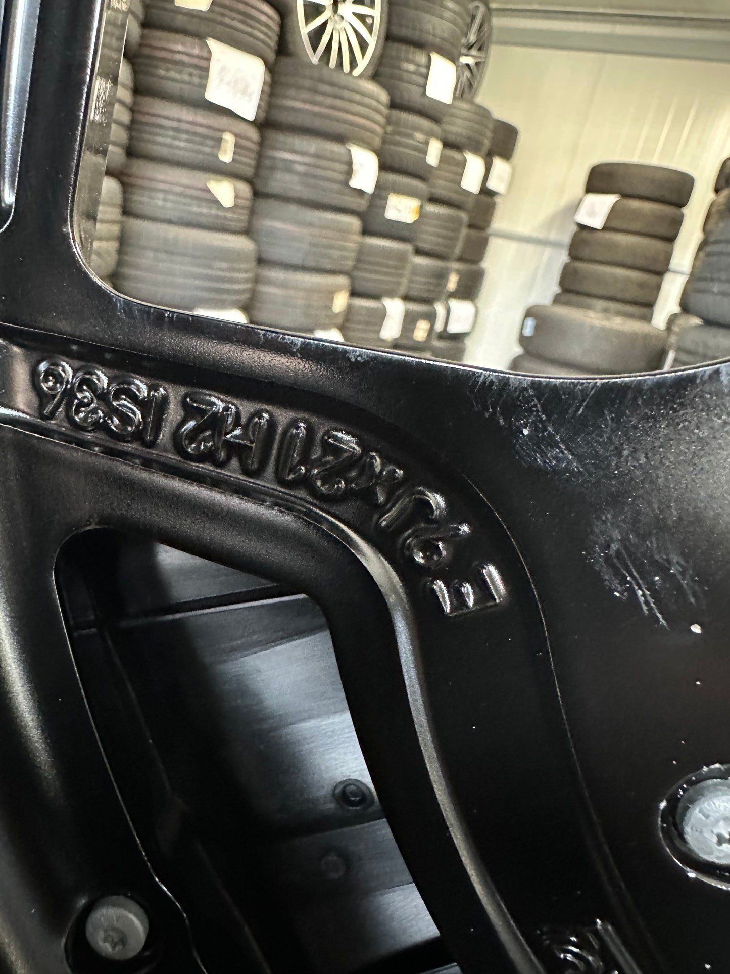 Нови Оригинални BMW iX20 i20 21 Zoll 1011 Бмв 21 цола джанти 1011 зимен комплект зимни гуми