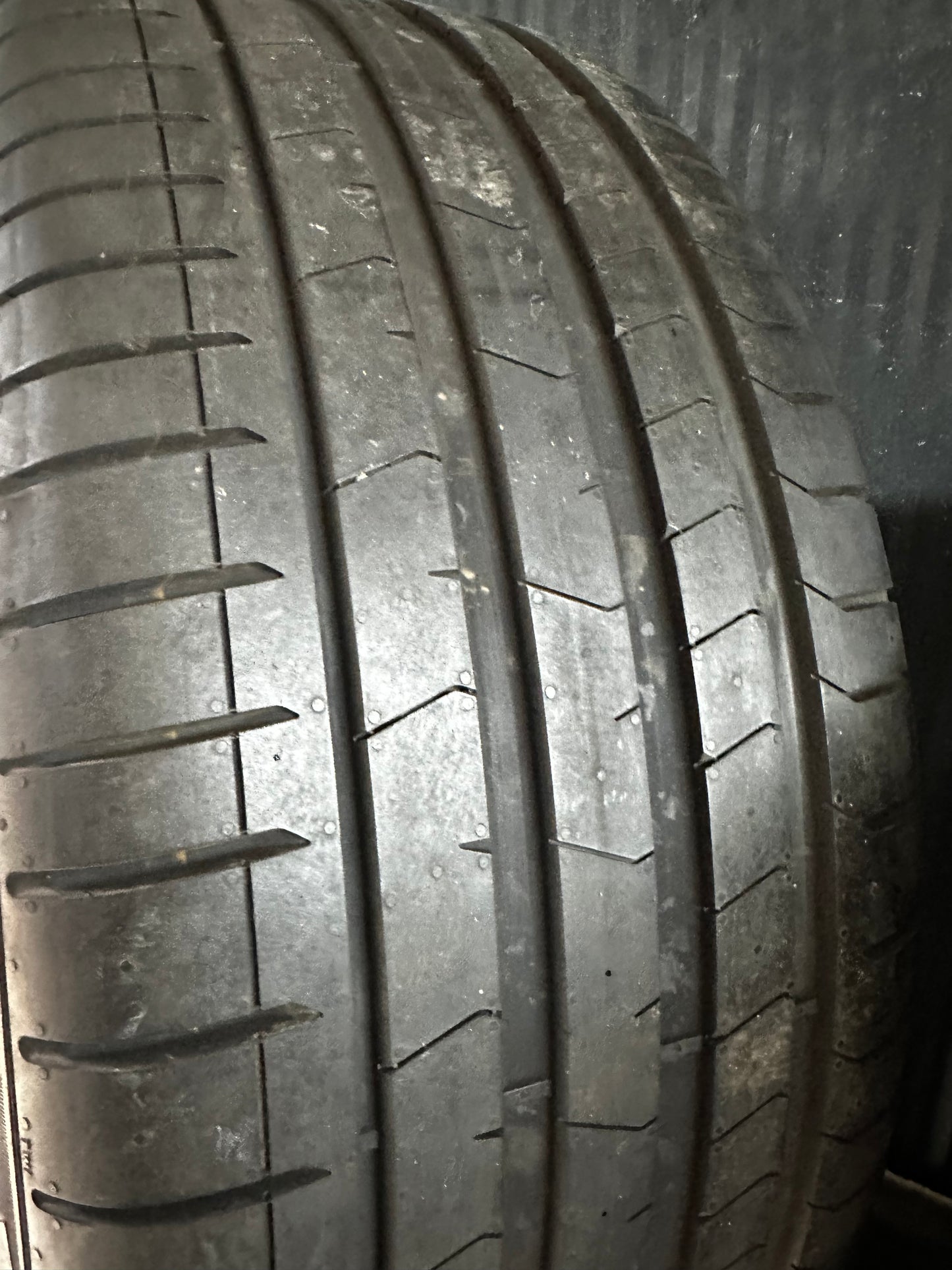 Оригинални BMW X5 X6 G05 G06 21 Zoll 744 Бмв X5 X6 G05 G06 21 цола летен комплект летни гуми 5x112