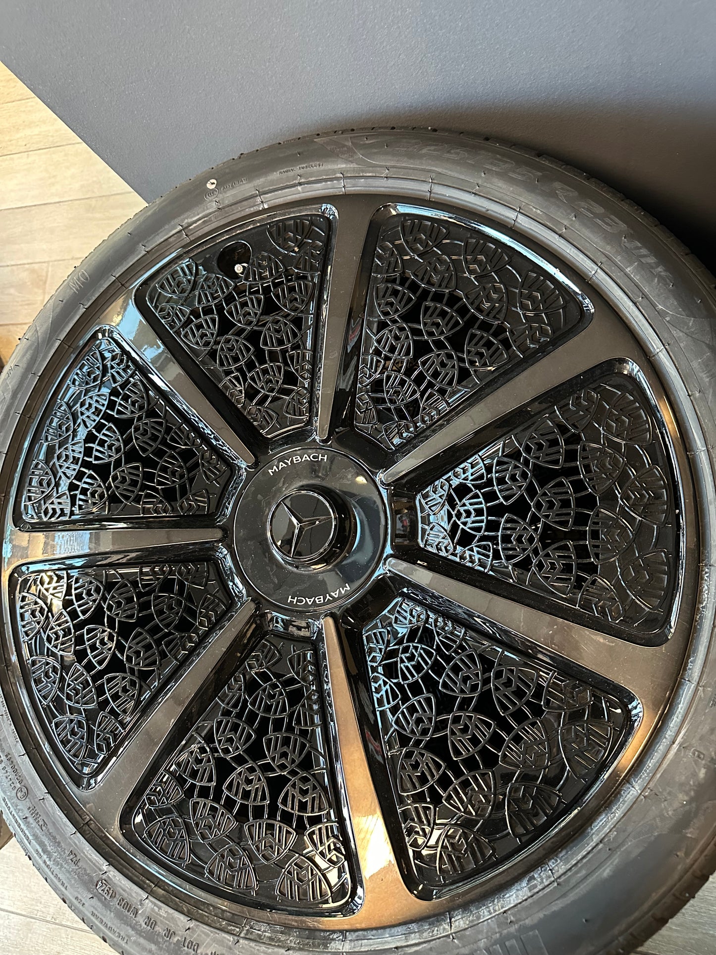 Оригинал Като Нови Mercedes GLS Maybach X167 W167 23 Zoll Мерцедес ГЛС Майбах X167 W167 23 цола джанти летен комплект летни гуми