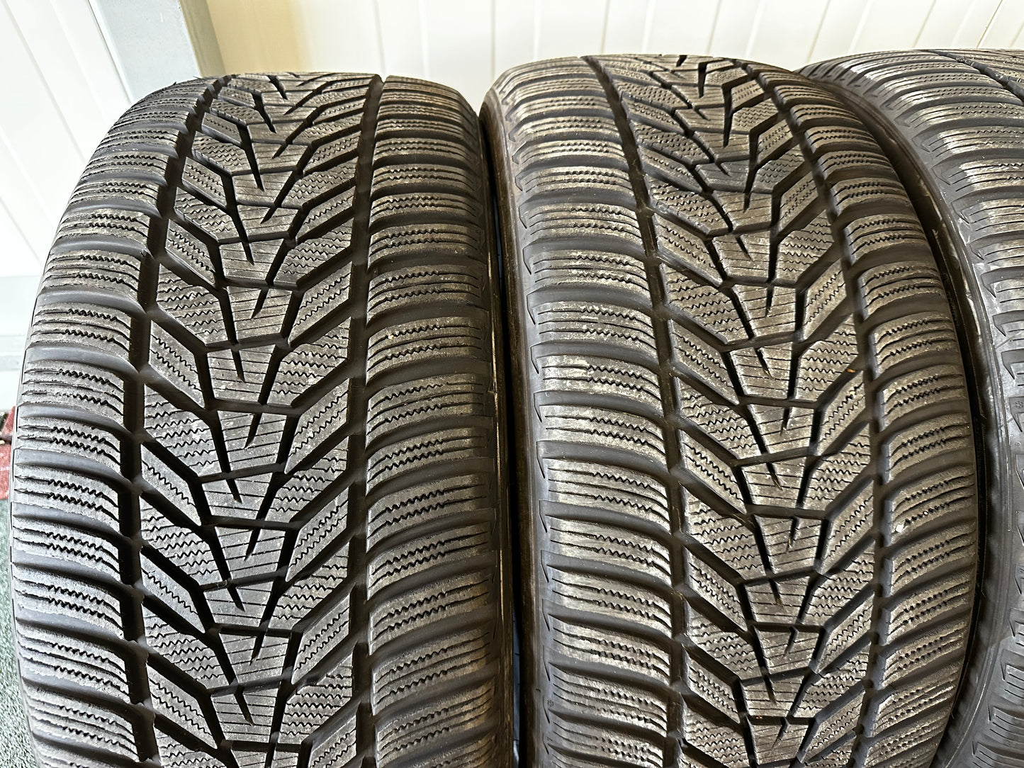 Употребявани зимни Гуми Hankook 275/40 21 Цола 315/35 21 цола 6мм