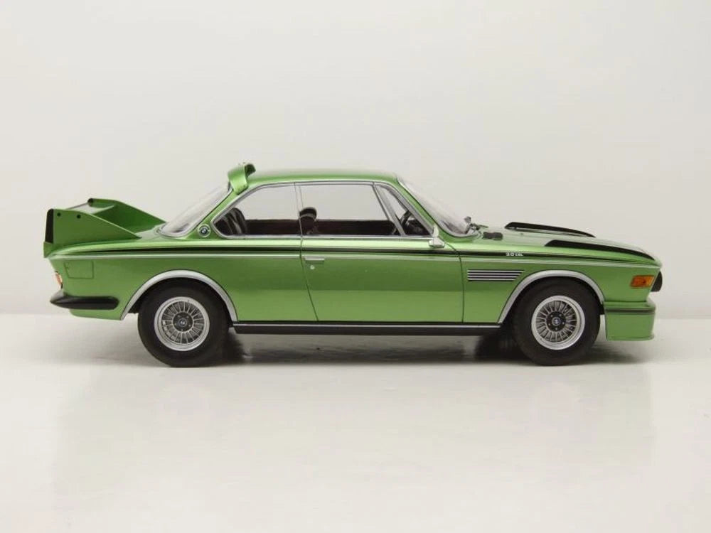 BMW 3.0 CSL Coupe 1973 green Limited 450pcs 1:18 Minichamps 155028132 Бмв Лимитирана