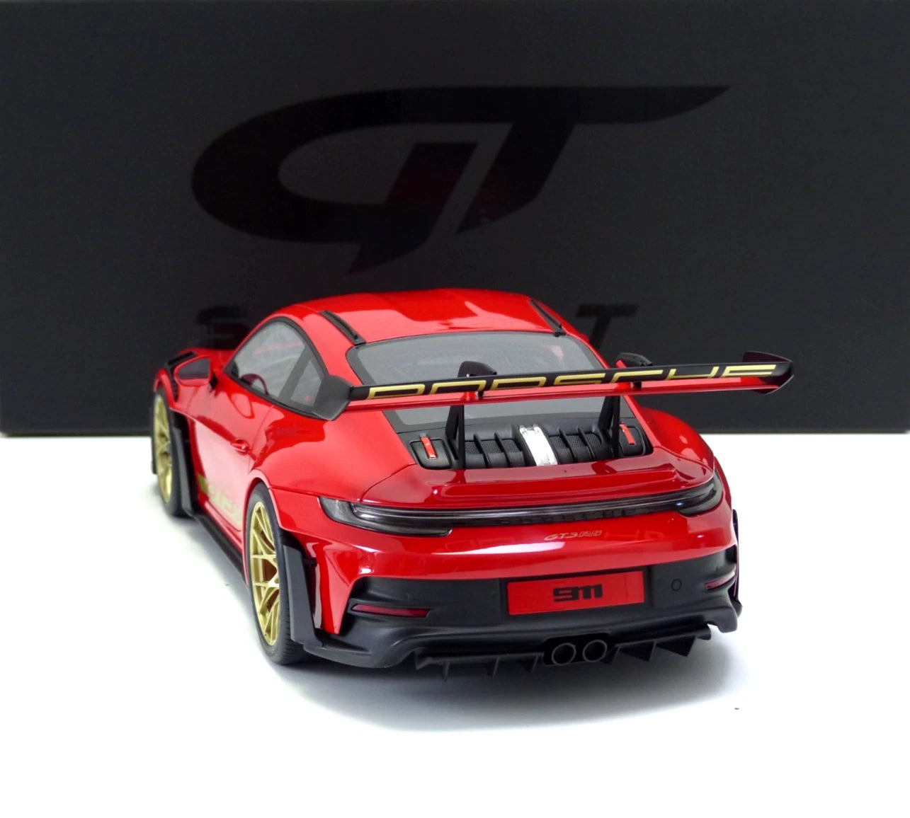 Porsche 911 992 GT3 RS Guard red Limitiert 601/1100 1:12 GT Spirit GT939 Порше ГТ3 червен Лимитирана