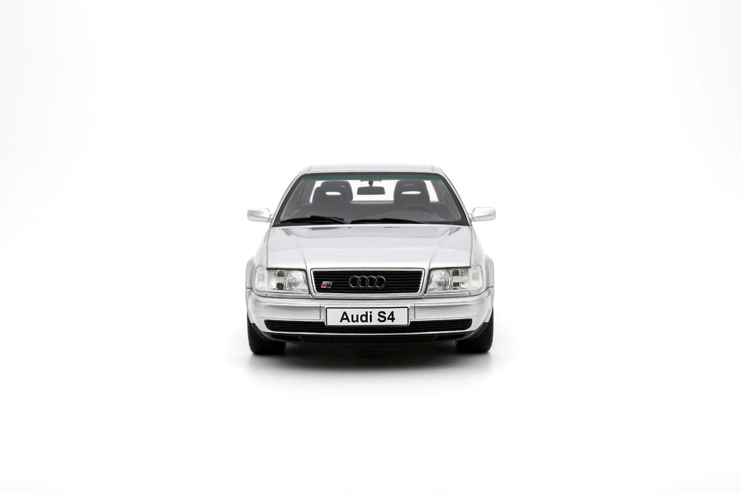Audi S4 C4 4.2 V8 Limousine silver Limitiert 1:18 OTTO OT464 Ауди С4 Ц4 сив седан Лимитирана