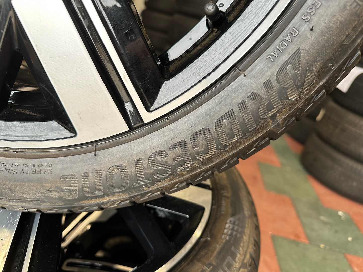 Оригинал Като Нови VW Volkswagen Caddy 5 2K7 18 Zoll Фолксваген Кади 5 18 цола Алуминиеви джанти летен комплект летни гуми