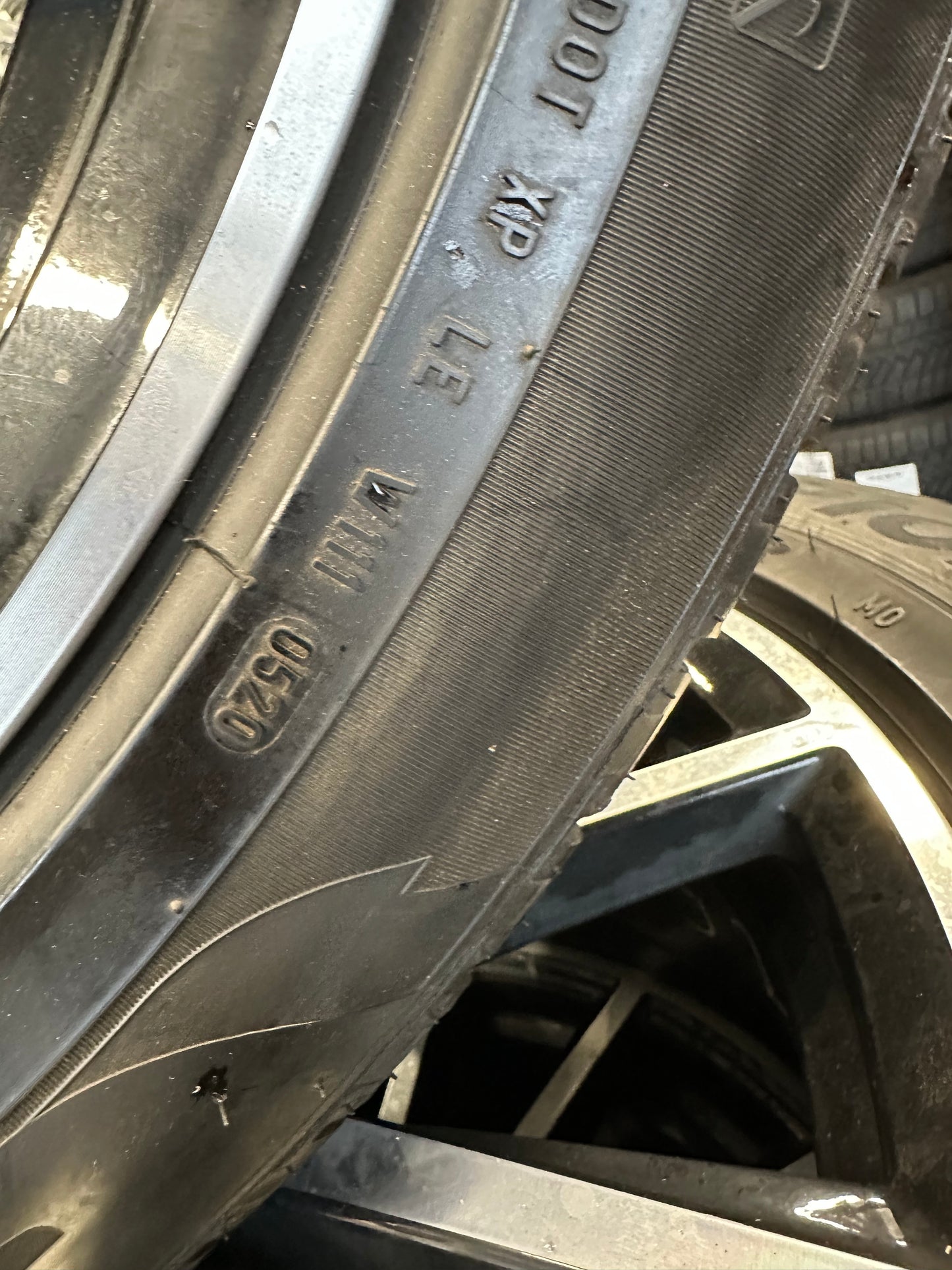 Оригинал Mercedes GLS X167 W167 22 Zoll Мерцедес ГЛС X167 W167 22 цола джанти зимен комплект зимни гуми