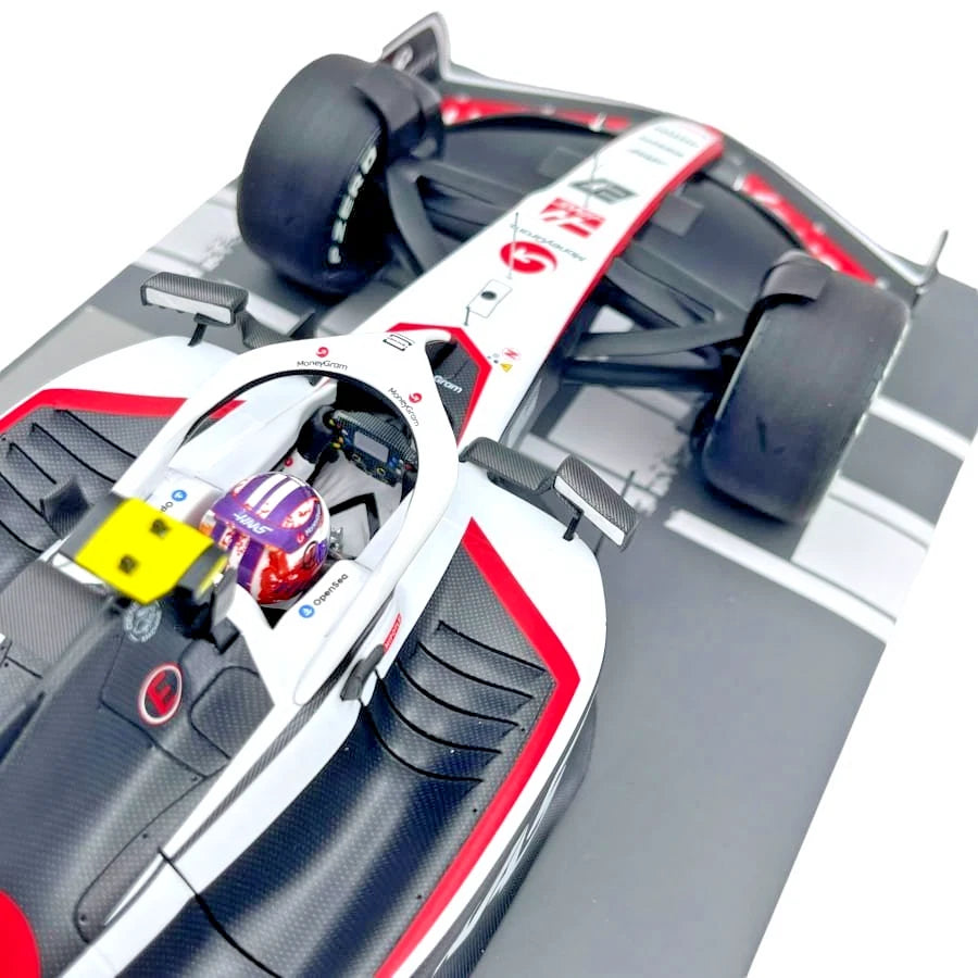 Ferrari Moneygram HAAS F1 Team VF-23 Nico Huelkenberg 2023 Limited 316pcs 1:18 Minichamps 117230127 Формула 1 Хаас Лимитирана
