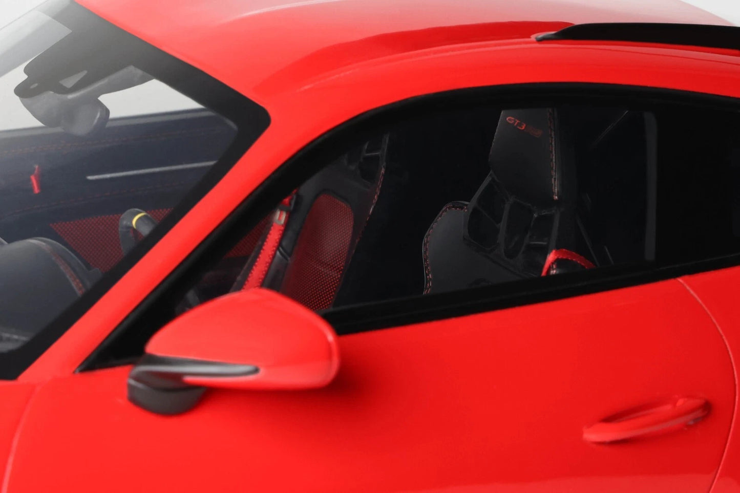Porsche 911 992 GT3 RS Guard red Limitiert 601/1100 1:12 GT Spirit GT939 Порше ГТ3 червен Лимитирана