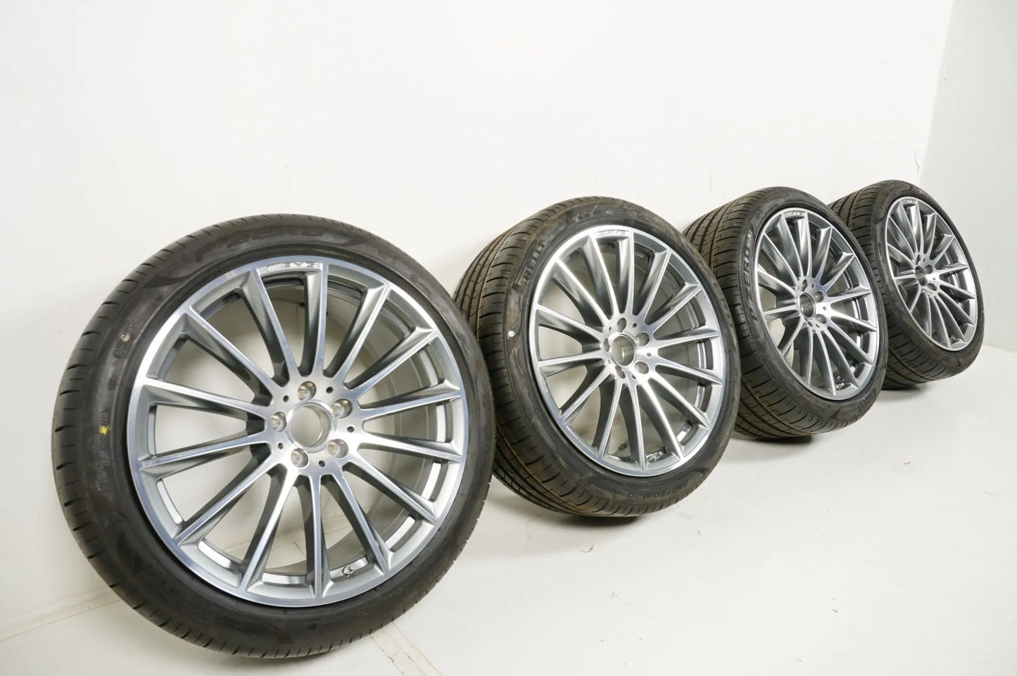 Original Mercedes S-Klasse W223 V223 TOP 20 Zoll AMG Alufelgen Sommerreifen