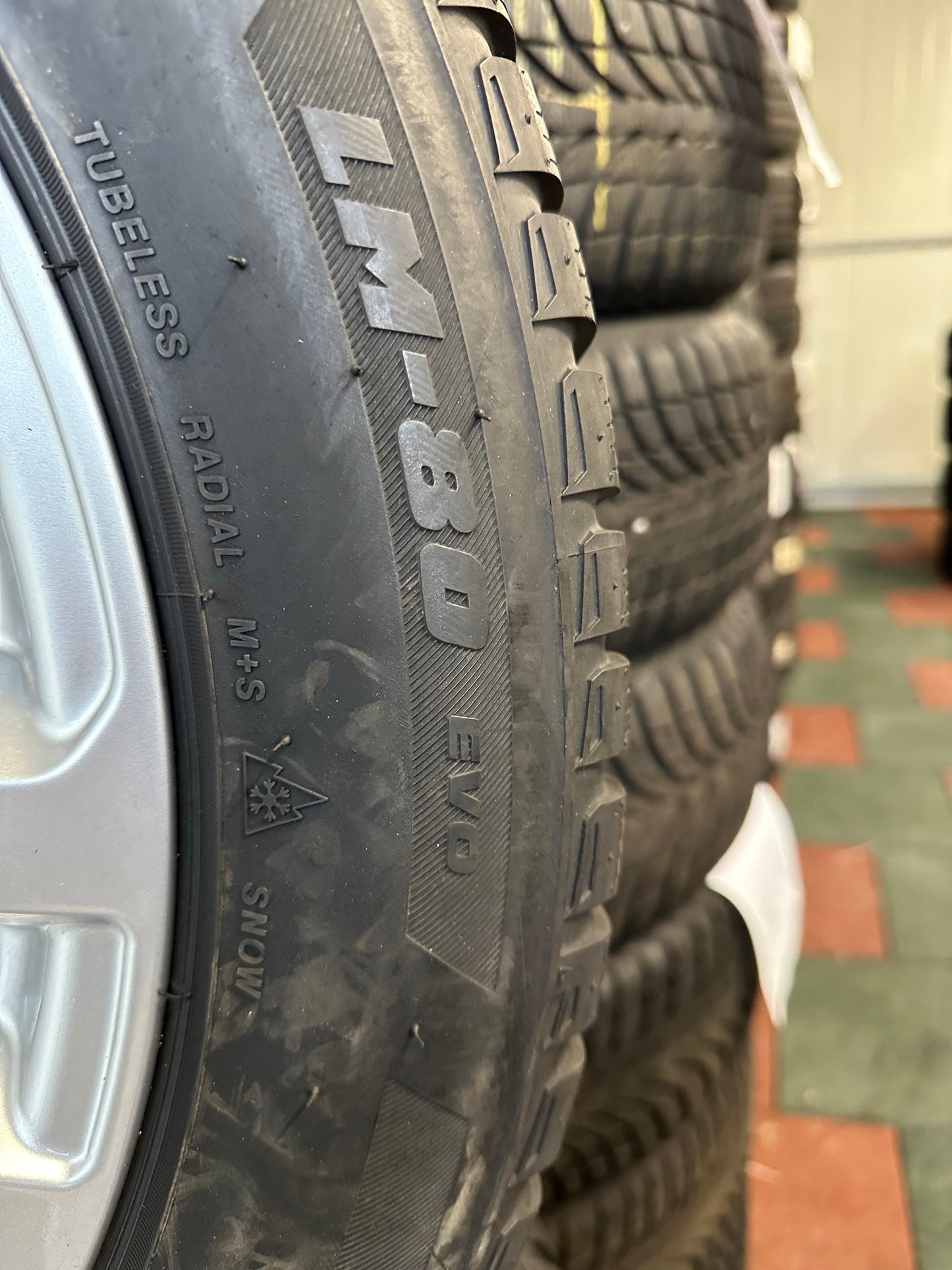 Оригинал Audi Q7 SQ7 4M 20 Zoll Ауди Q7 SQ7 4М Алуминиеви джанти 20 цола зимен комплект зимни гуми