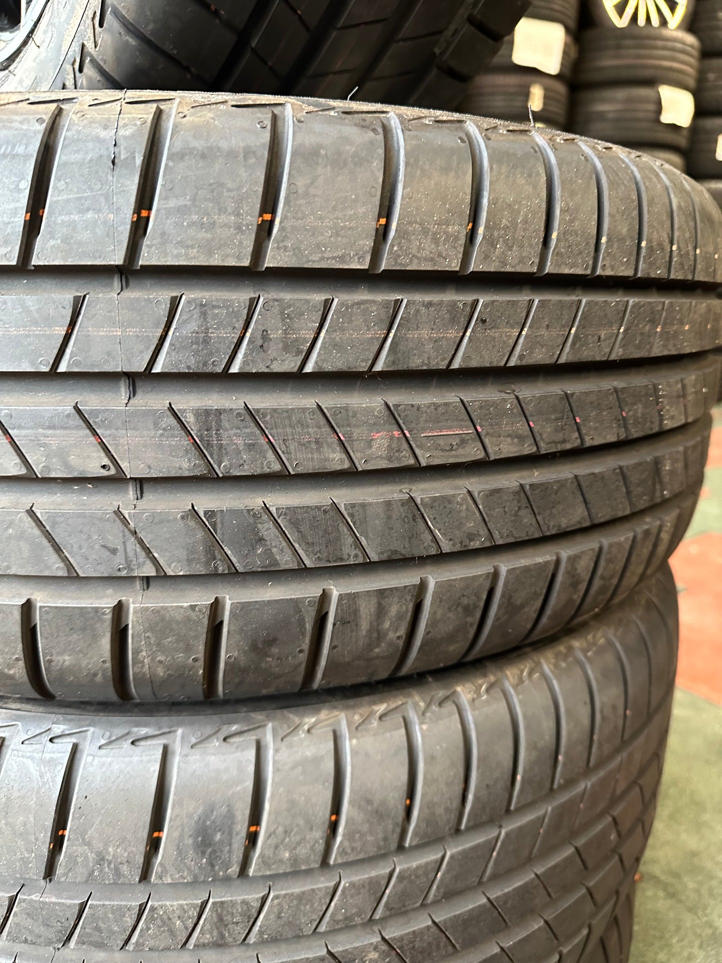 Оригинал Като Нови VW Volkswagen Caddy 5 2K7 18 Zoll Фолксваген Кади 5 18 цола Алуминиеви джанти летен комплект летни гуми