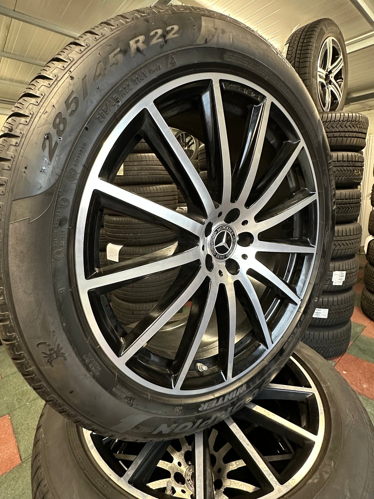 Оригинал Mercedes GLS X167 W167 22 Zoll Мерцедес ГЛС X167 W167 22 цола джанти зимен комплект зимни гуми