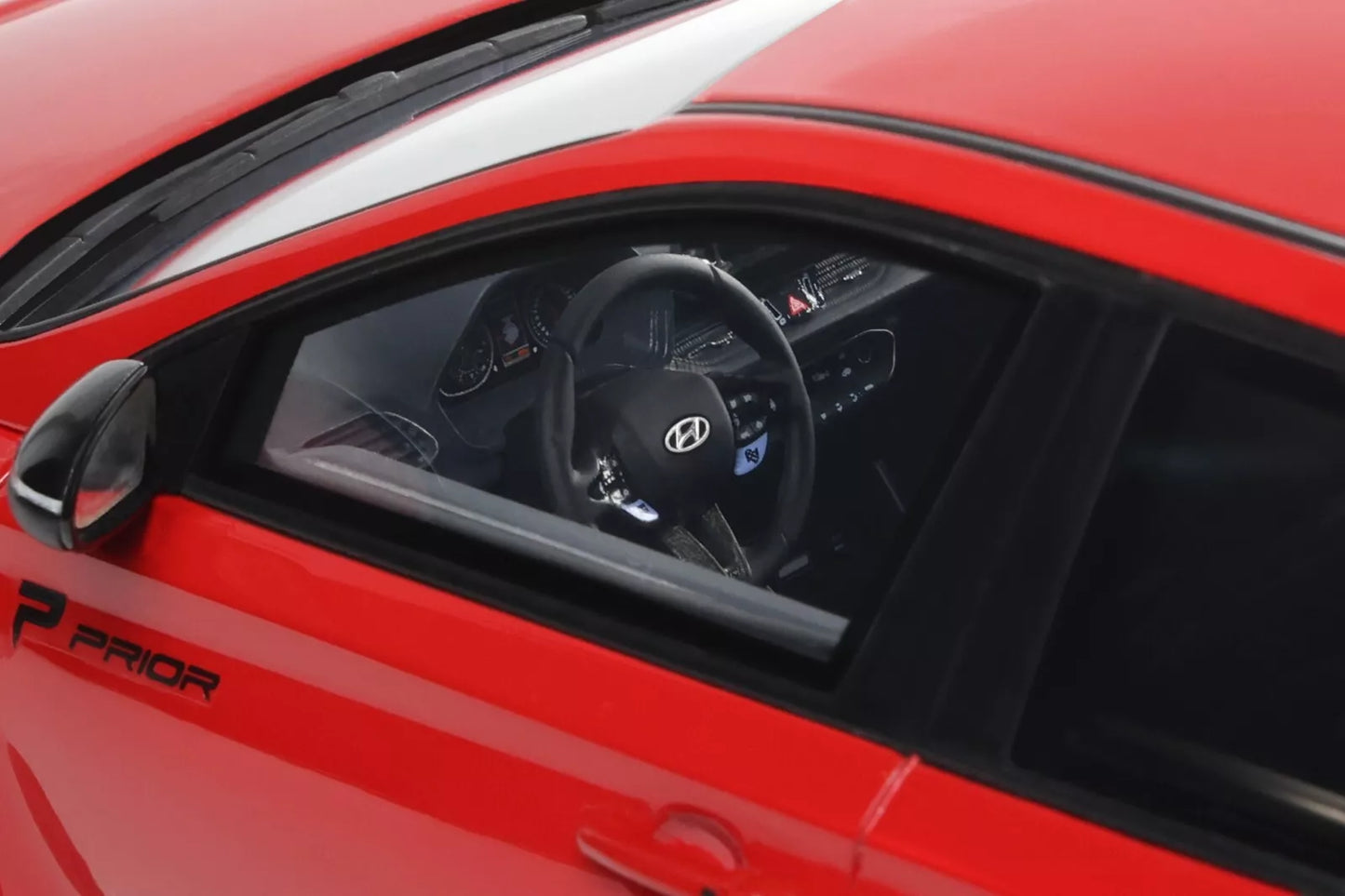 Hyundai i30 N Prior Design red Limitiert 1:18 OTTO OT1112 Хюндай и30 Н Лимитирана червена