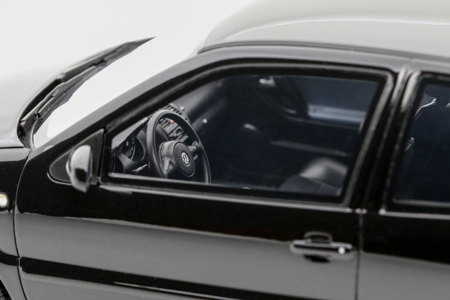 Volkswagen VW Polo N GTI black Ottomobile OT1086 1:18  Фолксваген Поло Н ГТИ Лимитирана черен