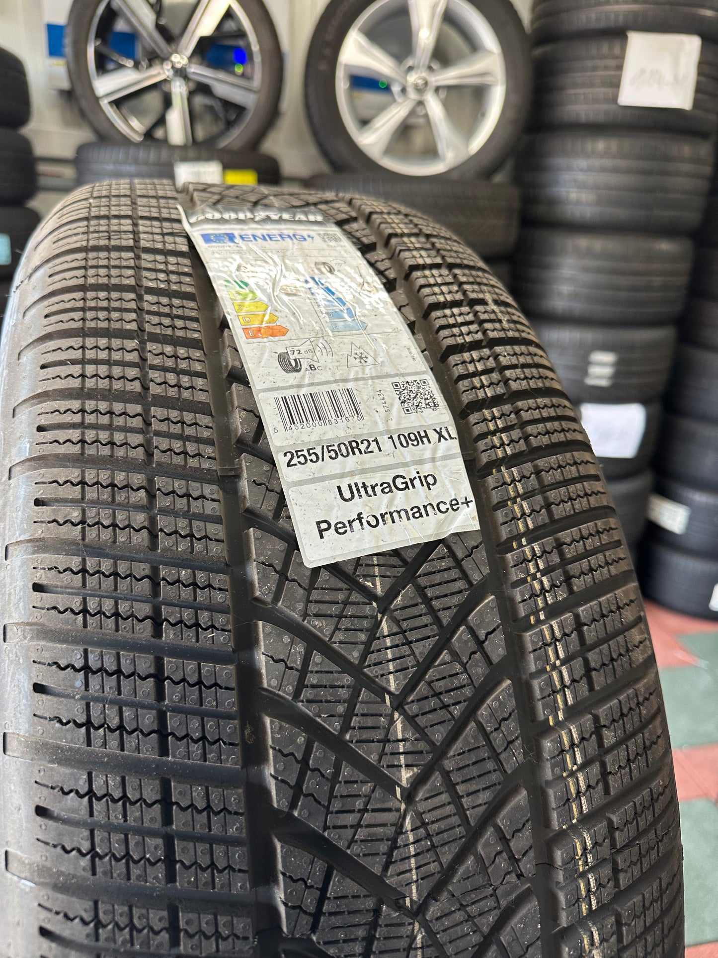 Нови Оригинални BMW iX20 i20 21 Zoll 1011 Бмв 21 цола джанти 1011 зимен комплект зимни гуми