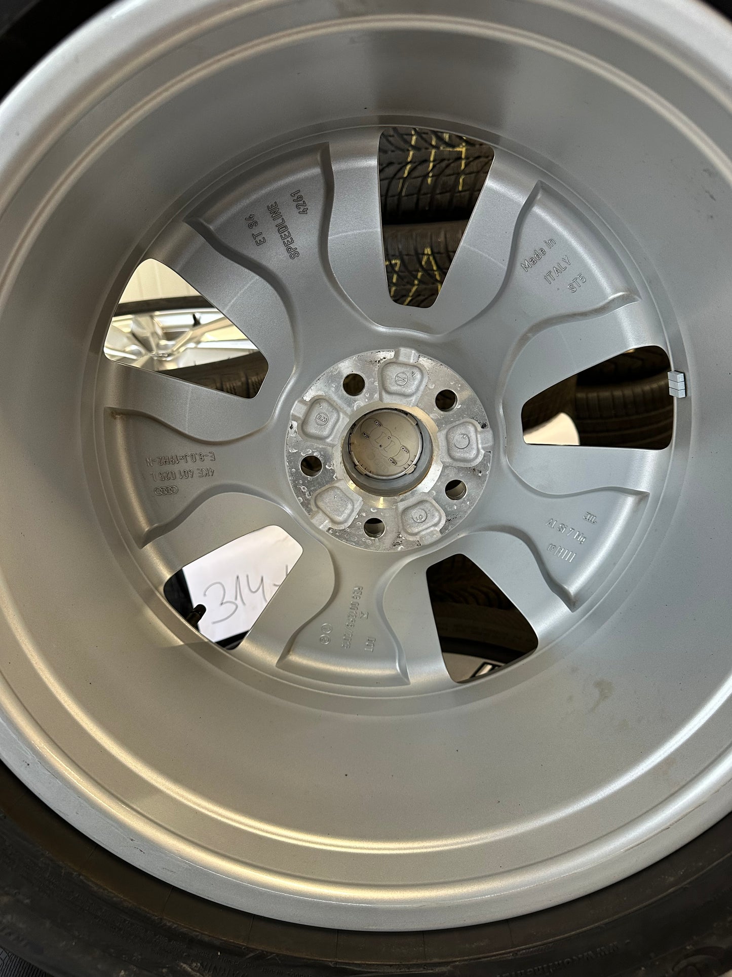 Оригинал Audi Q7 4M Etron E-Tron 4KE 19 Zoll Ауди Q7 Етрон Е-Трон 4М 4КЕ Алуминиеви джанти 19 цола зимен комплект зимни гуми