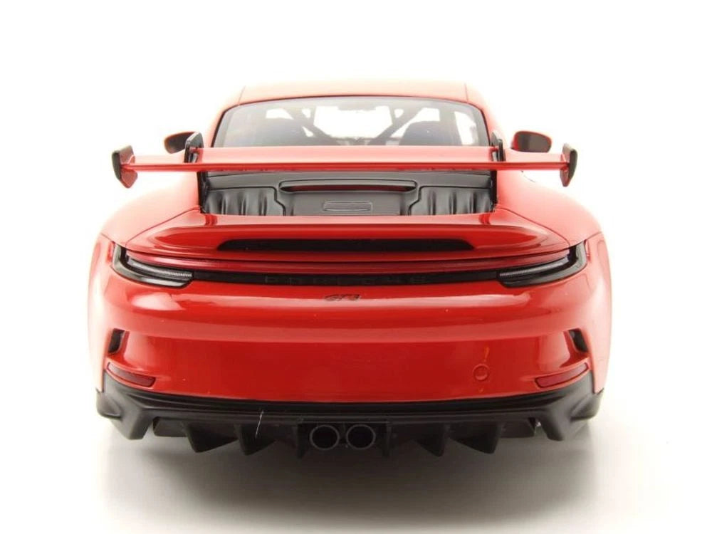 PORSCHE 911 992 GT3 2021 orange 1:18 Minichamps 117069000 Порше 911 992 ГТ3 оранжев