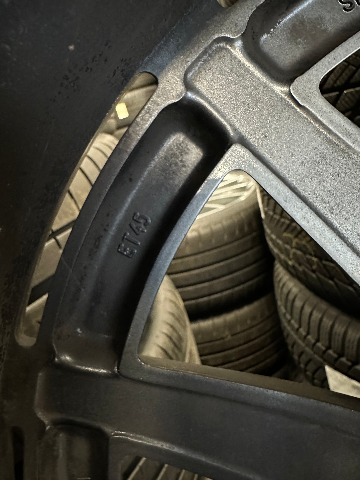 Оригинал Mercedes GLS63 AMG X167 W167 21 Zoll Мерцедес ГЛС63 АМГ X167 W167 21 цола джанти зимен комплект зимни гуми