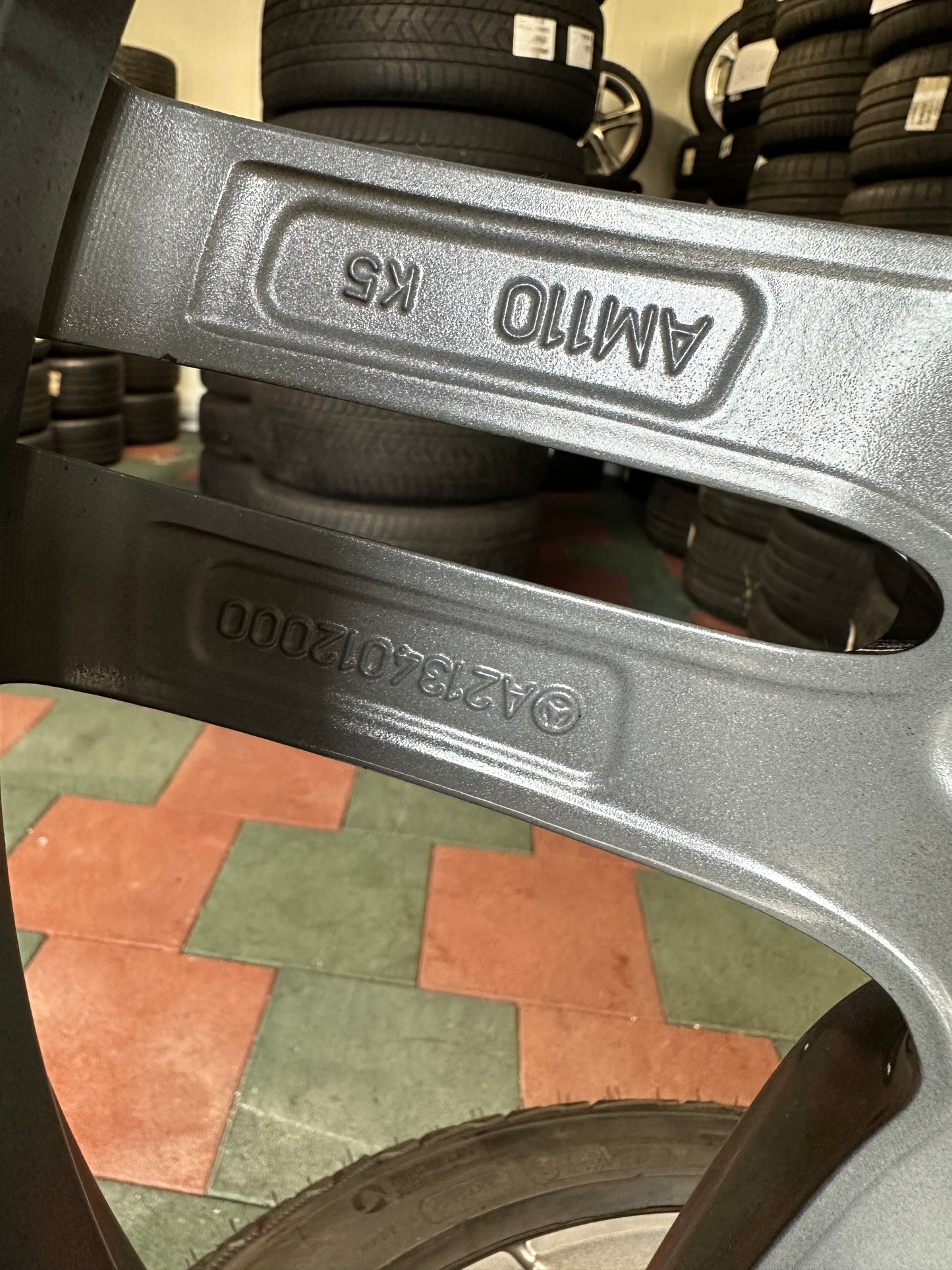 Като Нови Mercedes E Klasse W213 W238 AMG 19 Zoll Мерцедес E класа W213 W238 19 цола зимен комплект зимни гуми