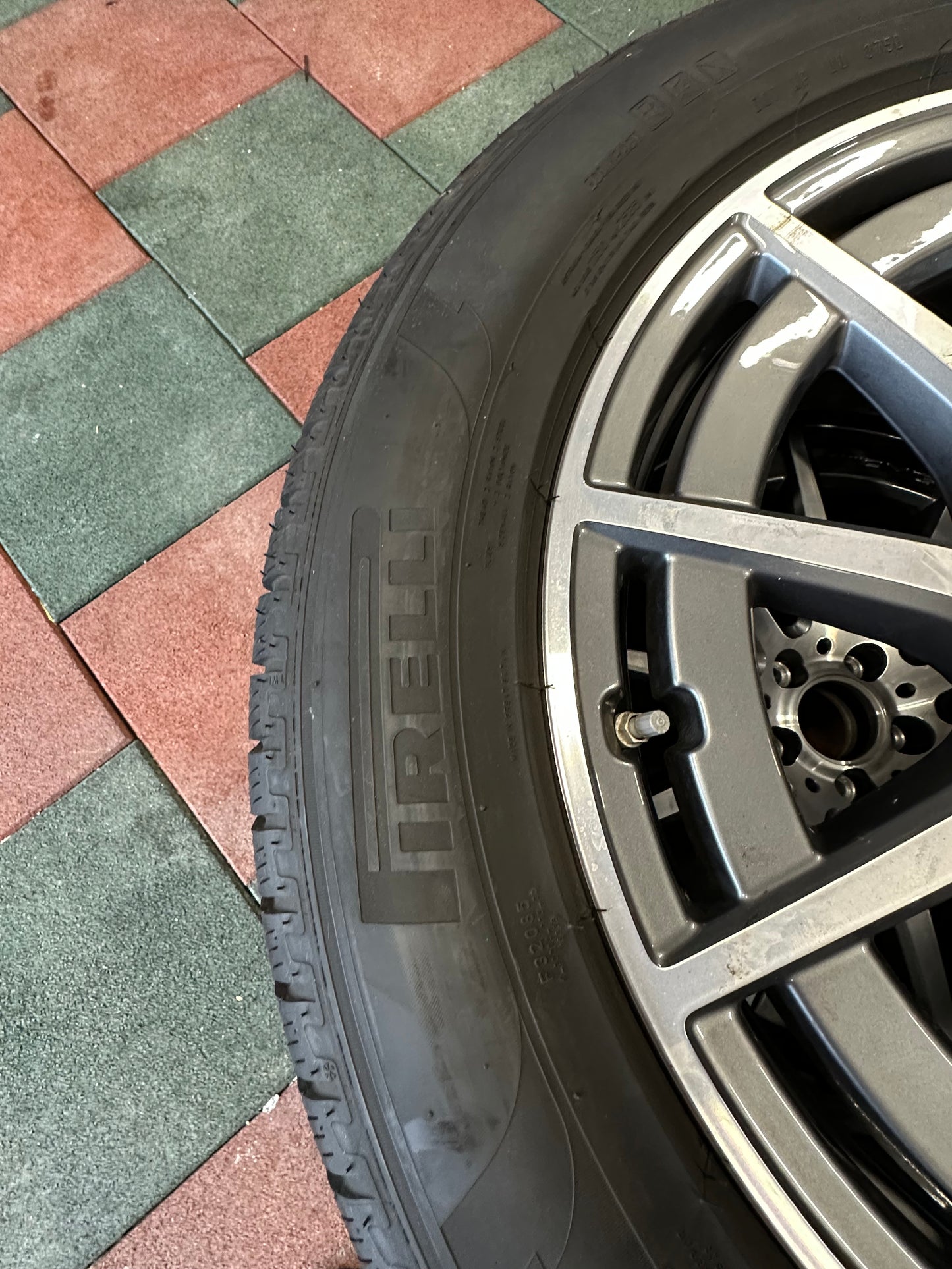 Оригинал Mercedes GLS63 AMG X167 W167 21 Zoll Мерцедес ГЛС63 АМГ X167 W167 21 цола джанти зимен комплект зимни гуми