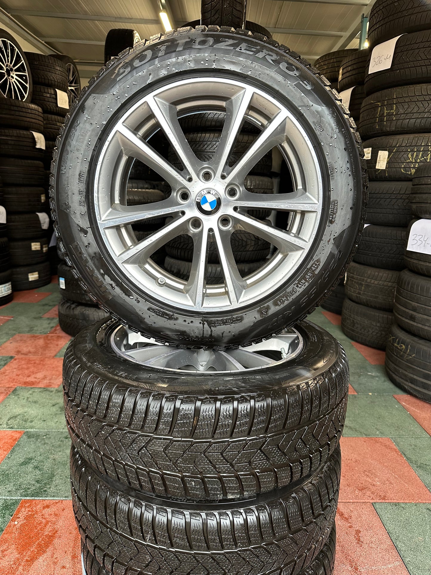 BMW 5er G30 G31 17 Zoll Бмв 5-та серия 17 цола Алуминиеви джанти зимен комплект зимни гуми