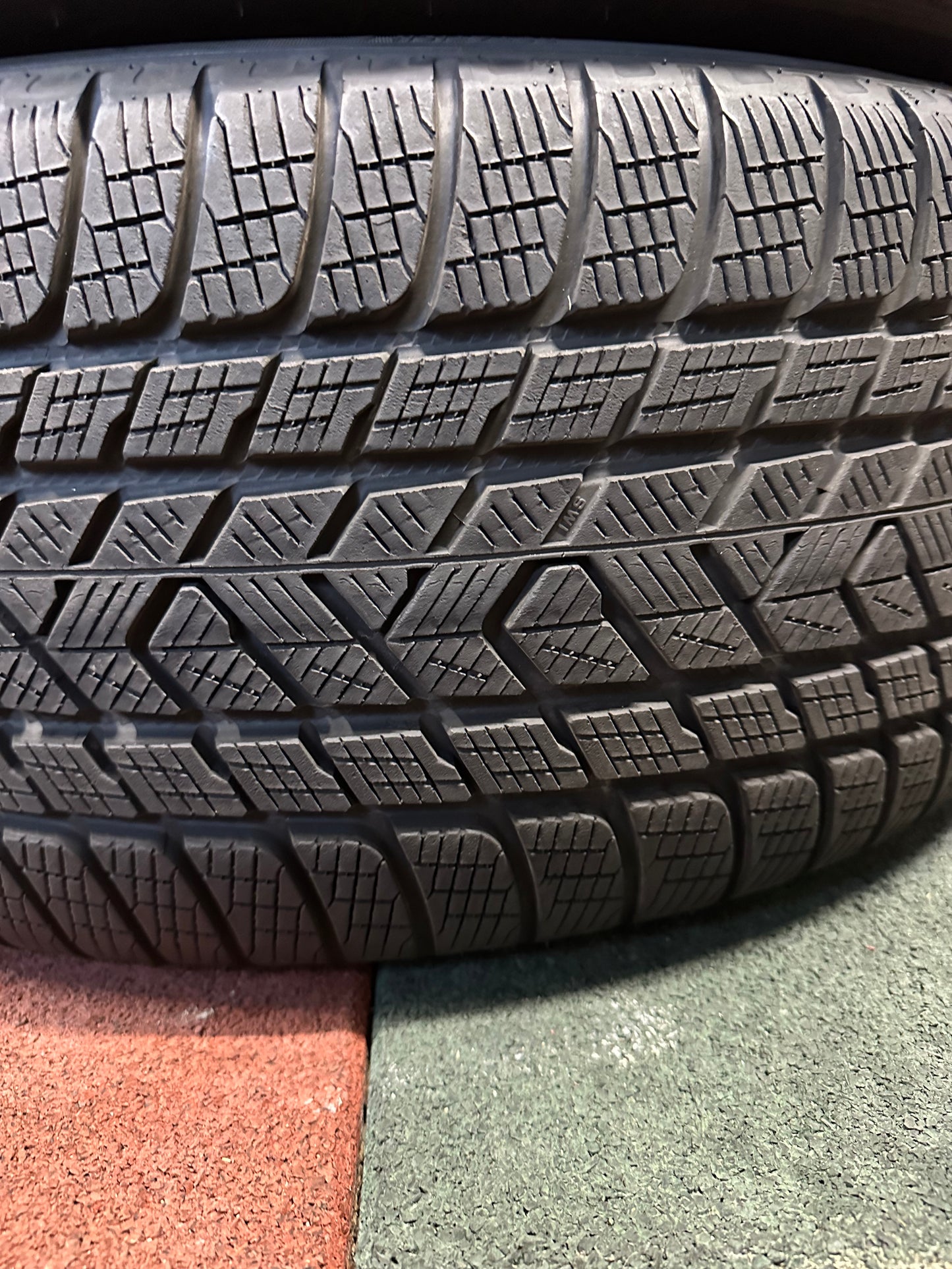 Оригинал Mercedes GLS X167 W167 22 Zoll Мерцедес ГЛС X167 W167 22 цола джанти зимен комплект зимни гуми